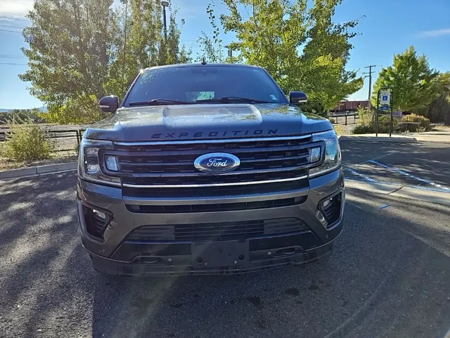 2021 Ford Expedition MAX Limited photo 1