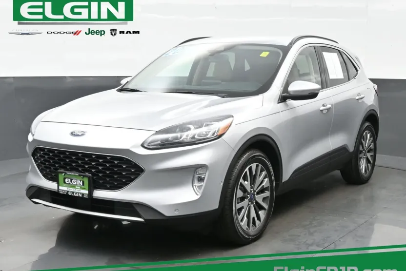 2020 Ford Escape Titanium photo 1