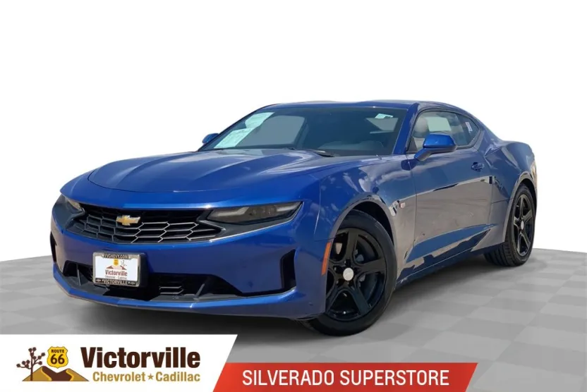 2022 Chevrolet Camaro 1LT photo 1