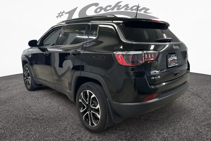 2022 Jeep Compass Limited photo 1