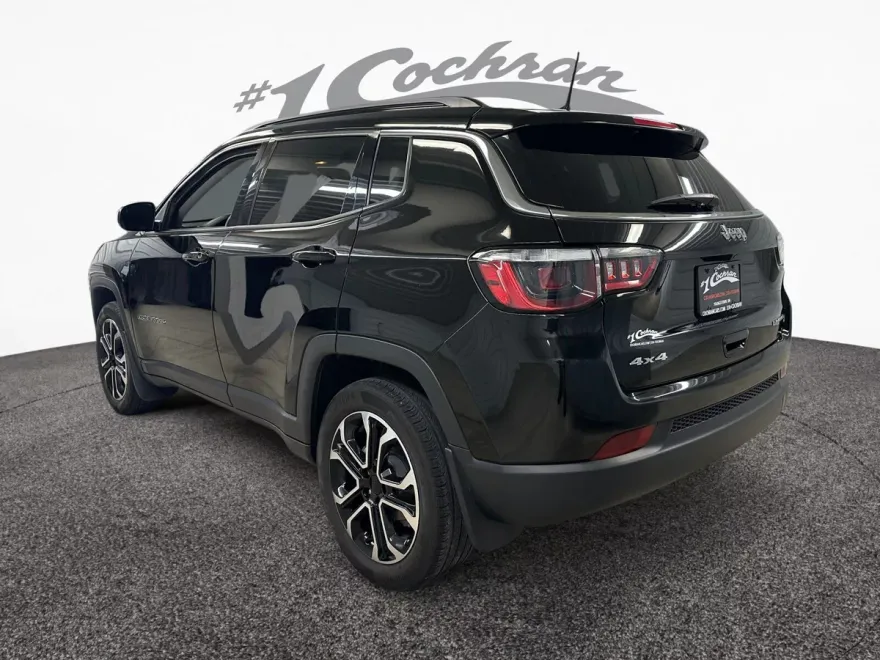 2022 Jeep Compass Limited photo 1