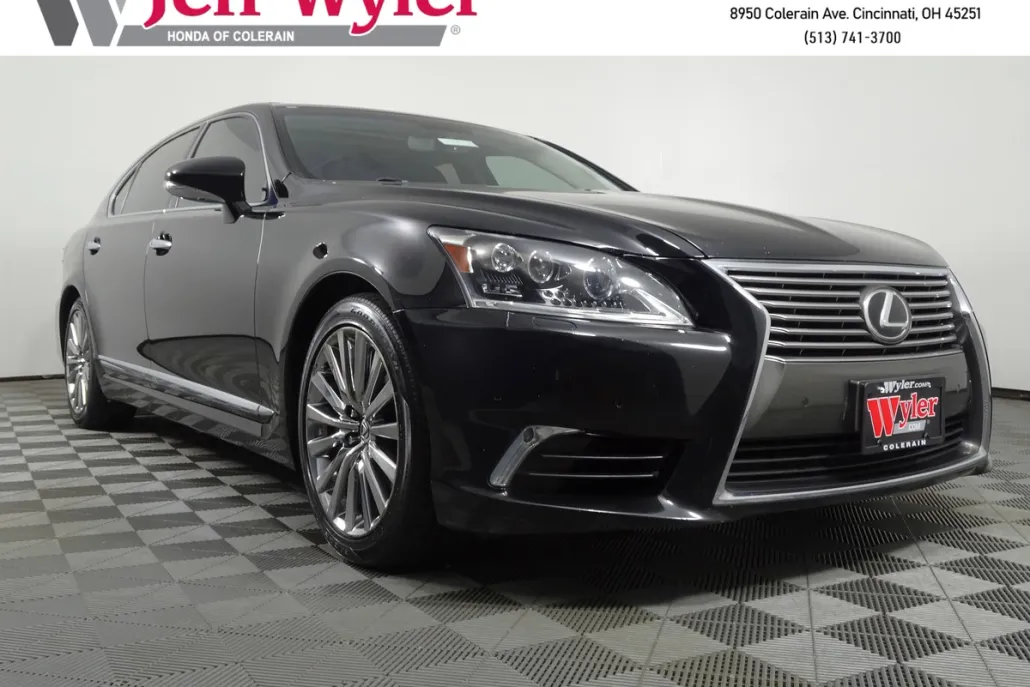 2013 Lexus LS 460 L AWD photo 1