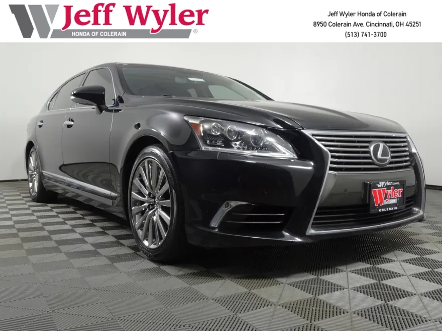2013 Lexus LS 460 L AWD photo 1