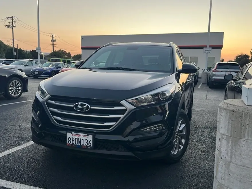 2018 Hyundai Tucson SEL photo 1