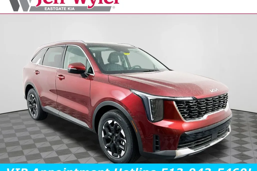 2025 Kia Sorento S photo 1