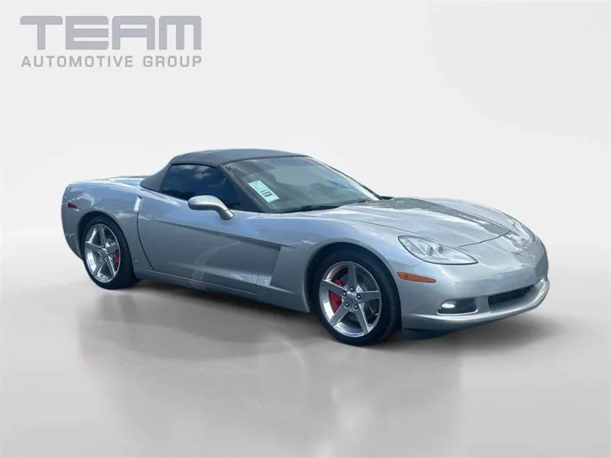 2006 Chevrolet Corvette Base photo 1