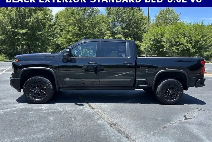2024 Chevrolet Silverado 3500HD High Country photo 1