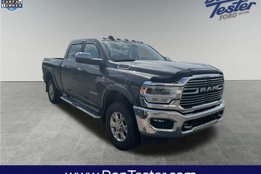 2022 Ram 3500 Laramie photo 1