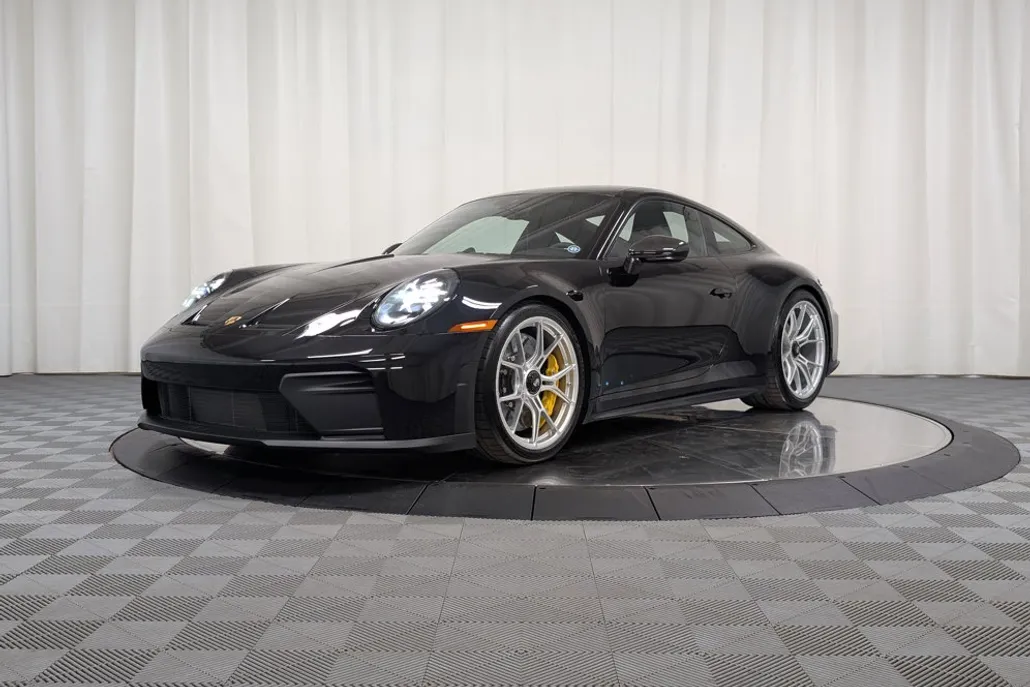 2025 Porsche 911 GT3 Touring Coupe photo 1