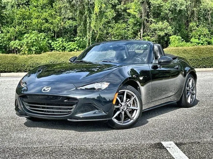 2022 Mazda MX-5 Miata Miata Grand Touring photo 1