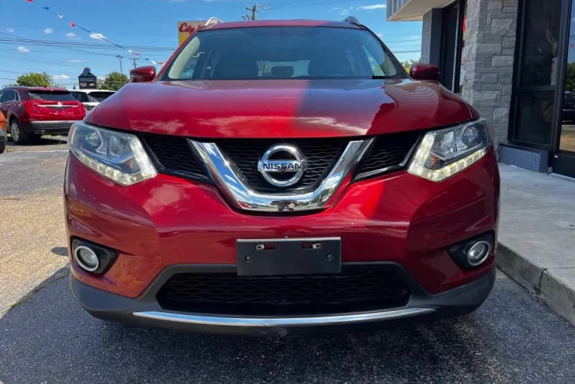 2016 Nissan Rogue SL photo 1