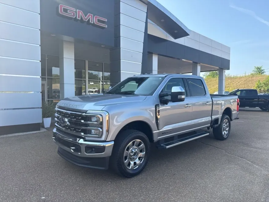 2024 Ford F-250 XL photo 1