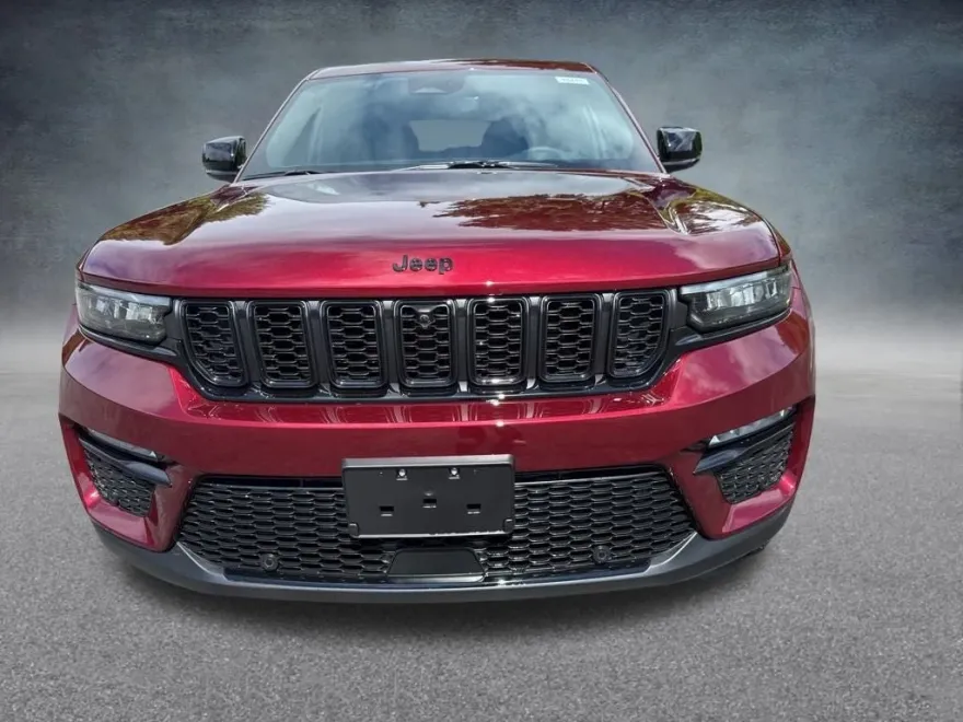 2025 Jeep Grand Cherokee Limited photo 1