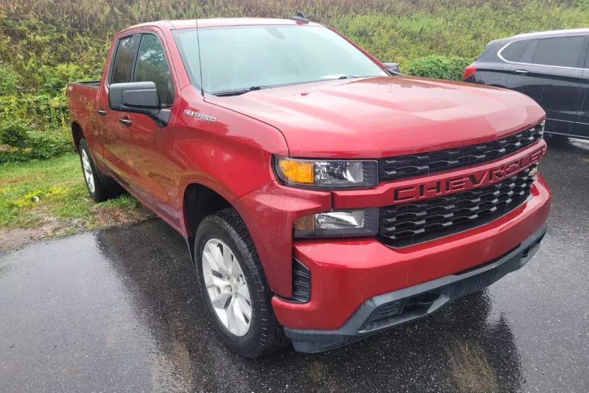 2020 Chevrolet Silverado 1500 Custom photo 1