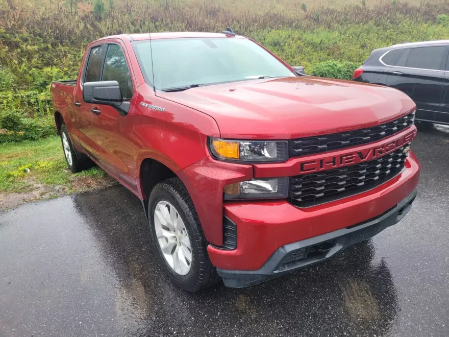 2020 Chevrolet Silverado 1500 Custom photo 1