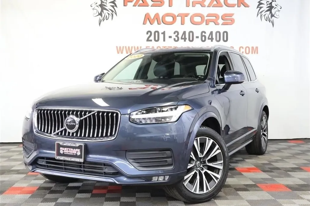 2020 Volvo XC90 T5 Momentum photo 1
