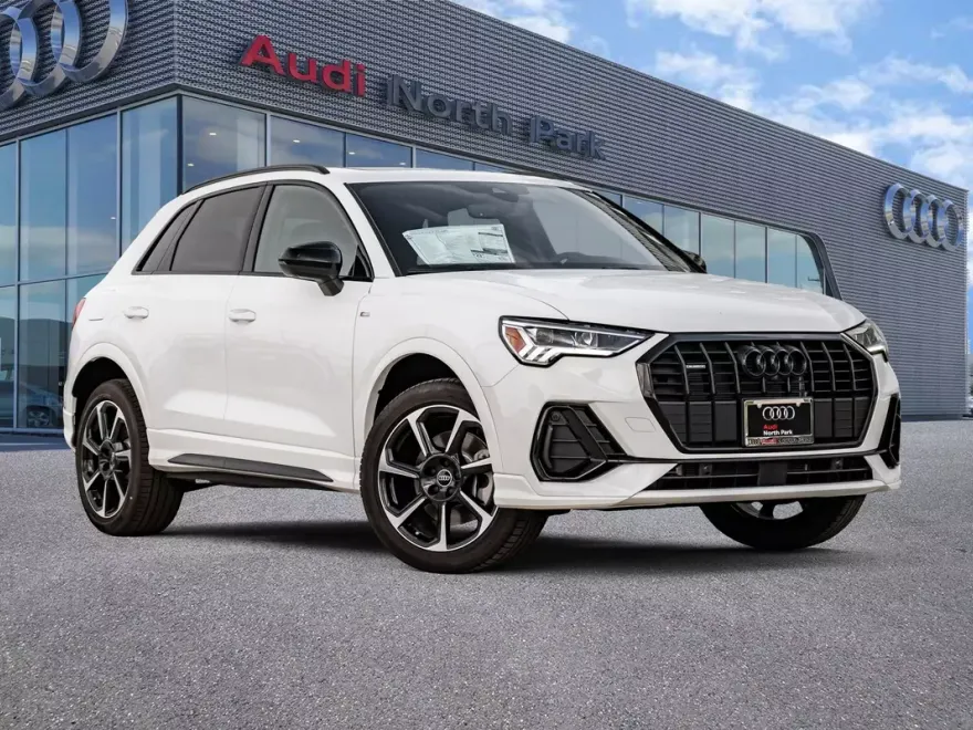 2025 Audi Q3 S line Premium Plus photo 1