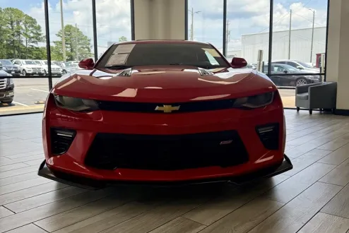 2016 Chevrolet Camaro SS photo 2
