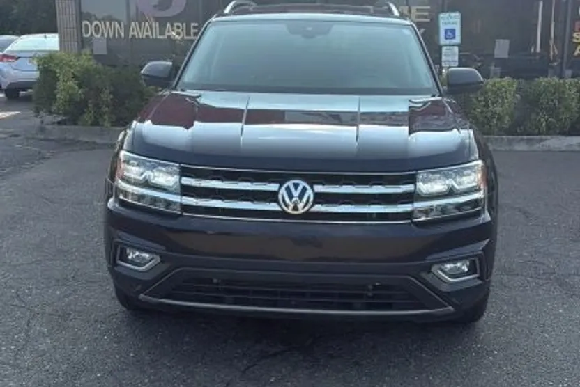 2019 Volkswagen Atlas SEL Premium photo 1