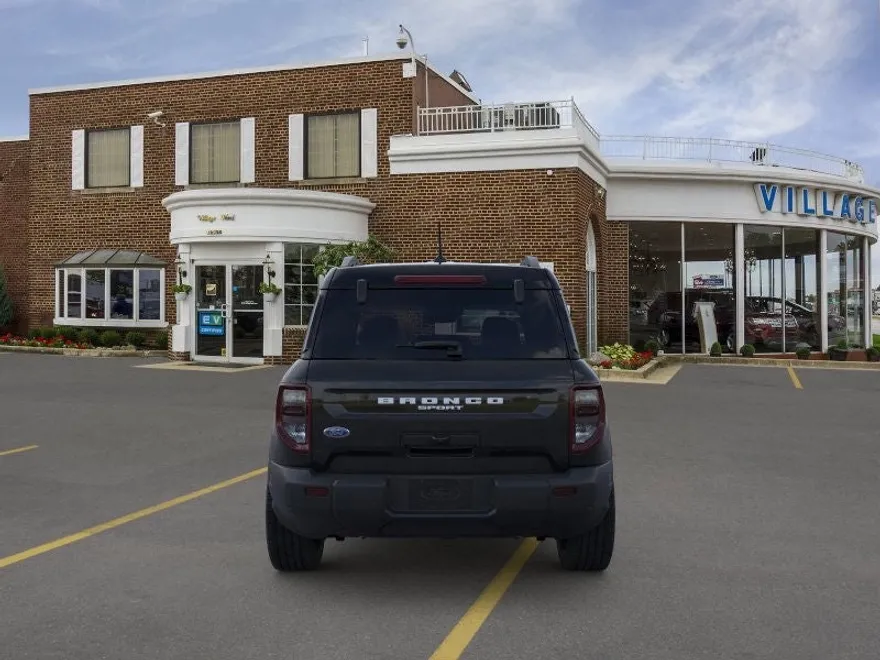 2025 Ford Bronco Sport Outer Banks photo 1