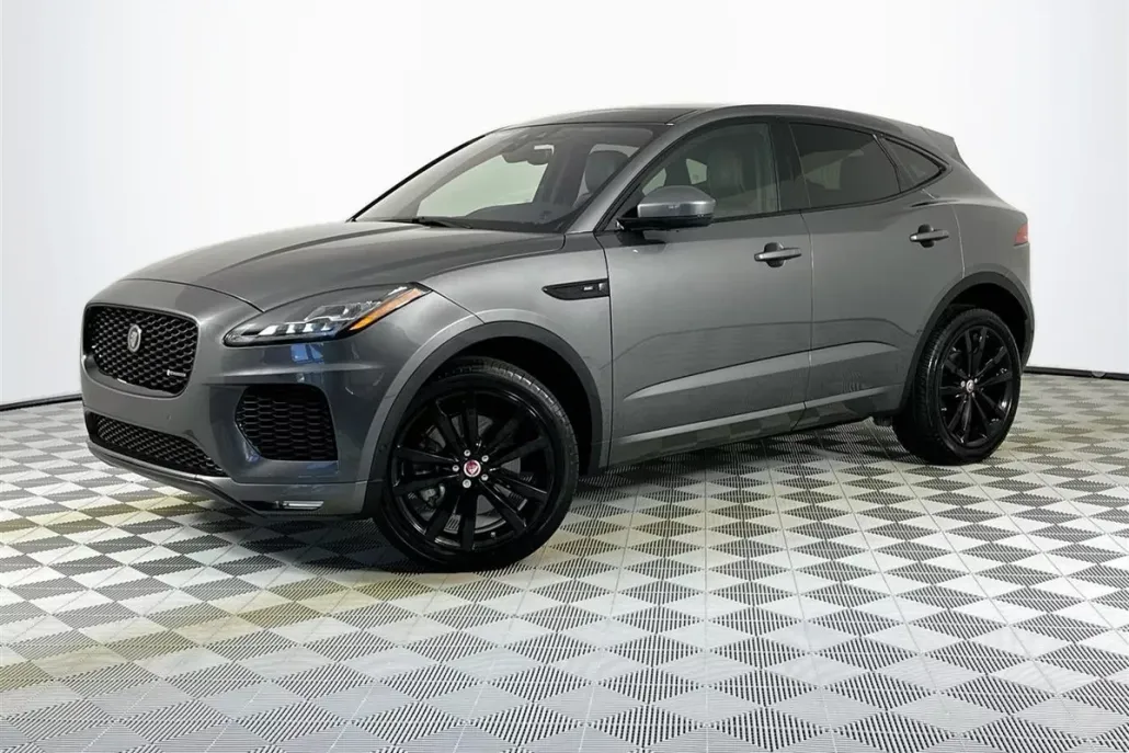 2018 Jaguar E-PACE R-Dynamic SE photo 1