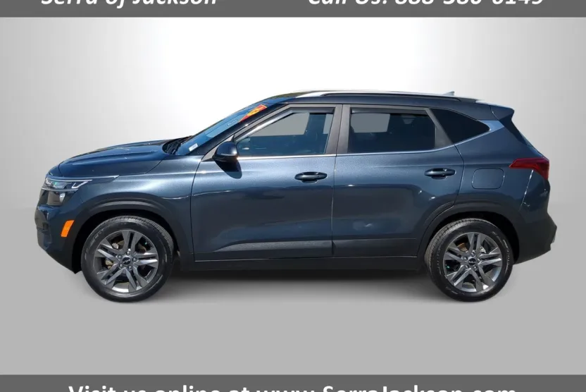 2023 Kia Seltos S photo 1