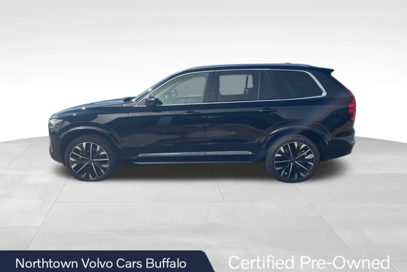 2025 Volvo XC90 B5 Plus photo 1