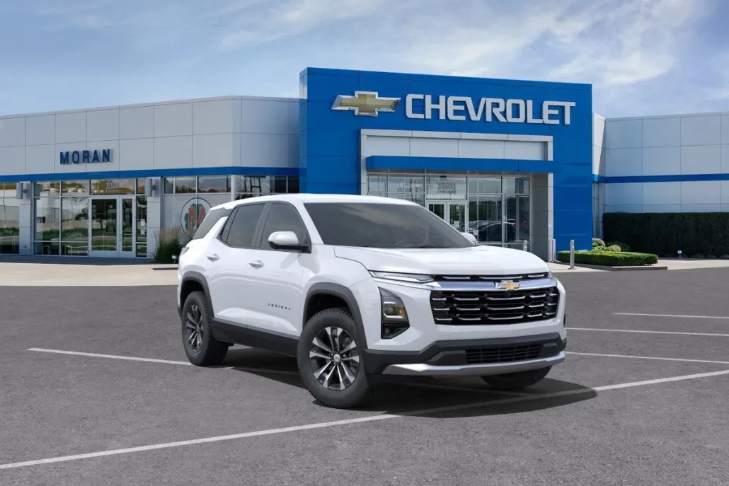 2026 Chevrolet Equinox LT photo 1