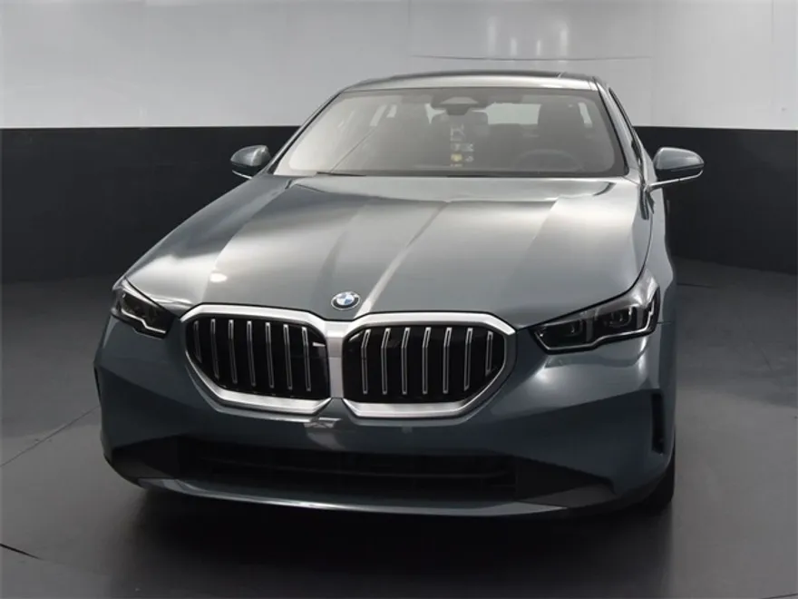 2024 Bmw 530i photo 1