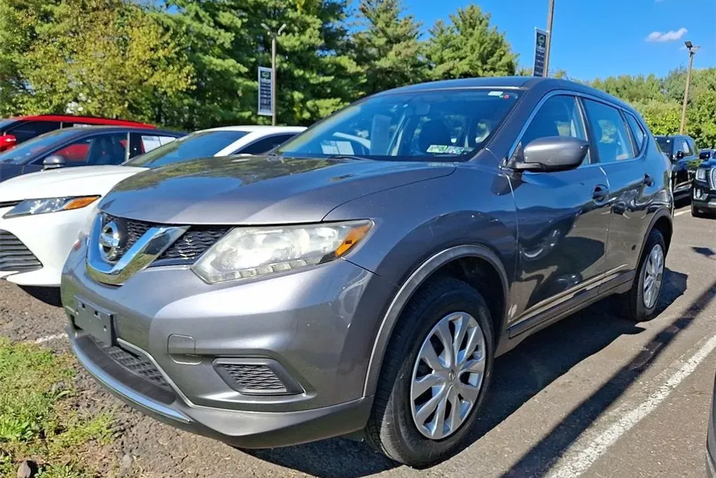 2016 Nissan Rogue S photo 1