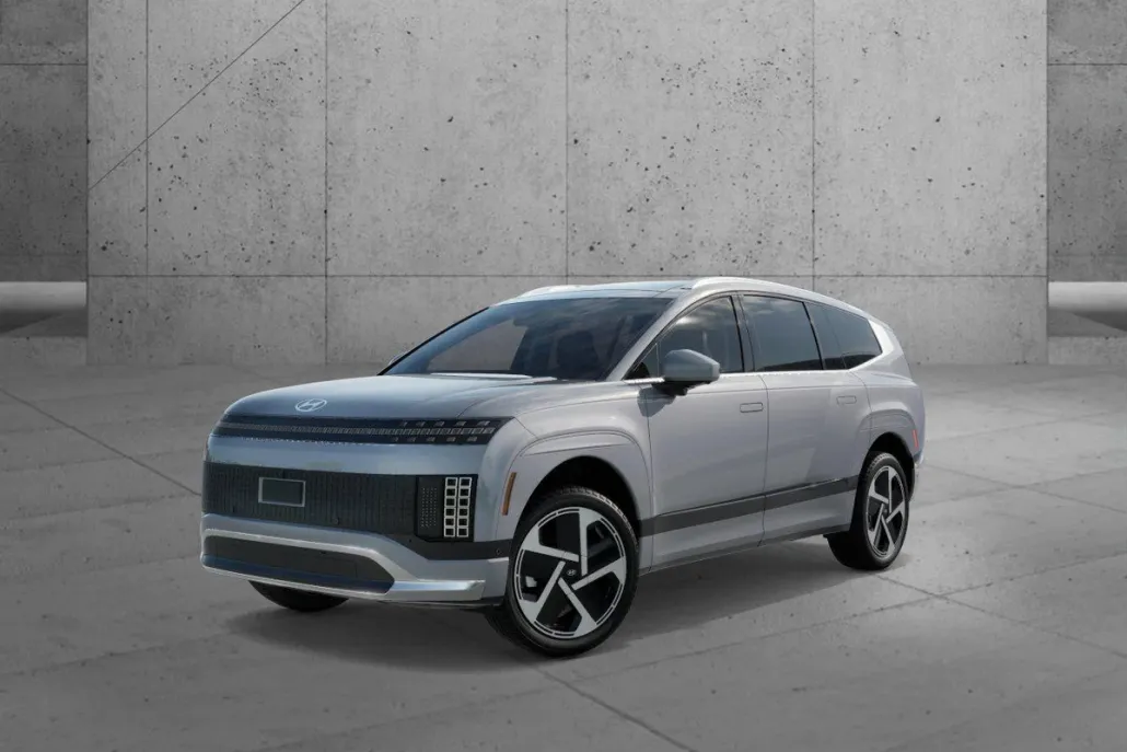 2026 Hyundai Ioniq photo 1