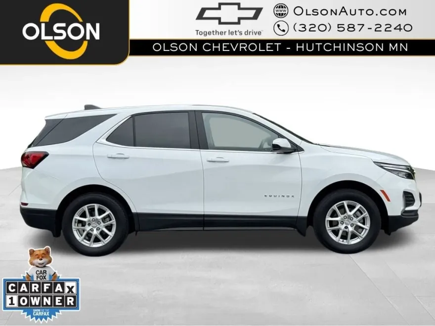 2023 Chevrolet Equinox LT photo 1