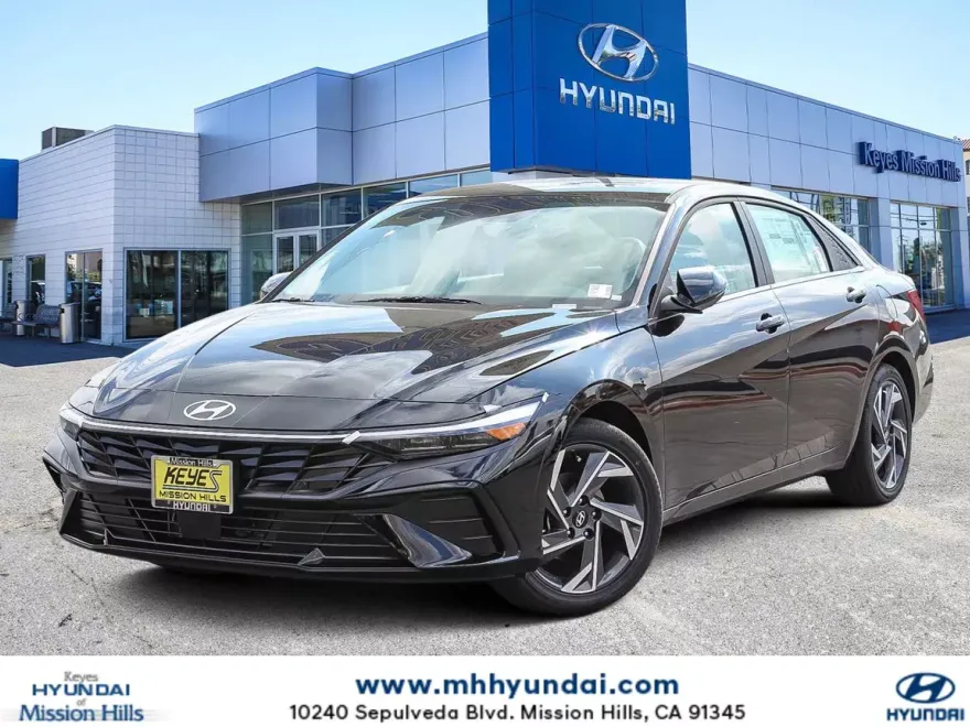 2025 Hyundai Elantra Hybrid Limited photo 1
