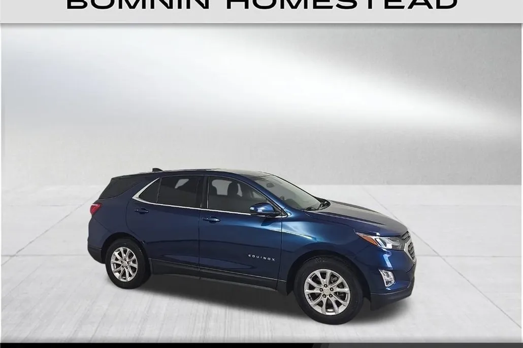 2019 Chevrolet Equinox LT photo 1
