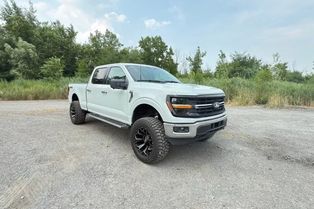 2024 Ford F-150 XLT photo 1