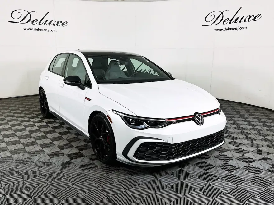 2024 Volkswagen Golf GTI 380 SE photo 1