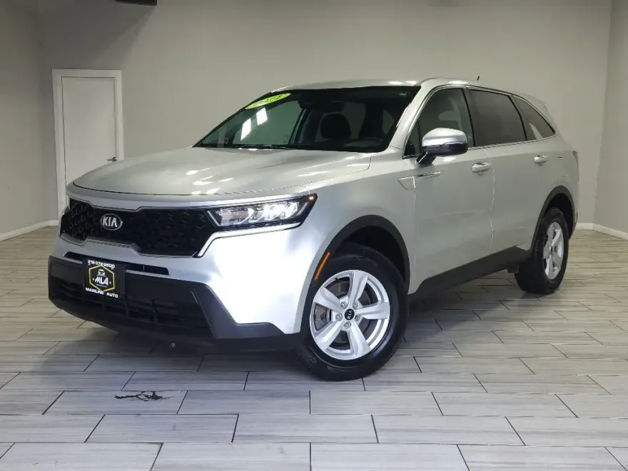 2021 Kia Sorento LX photo 1