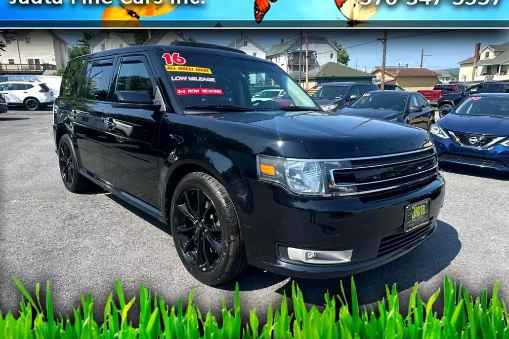 2016 Ford Flex SEL photo 1