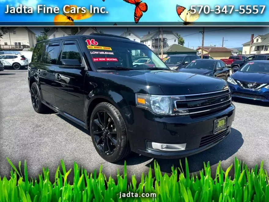 2016 Ford Flex SEL photo 1