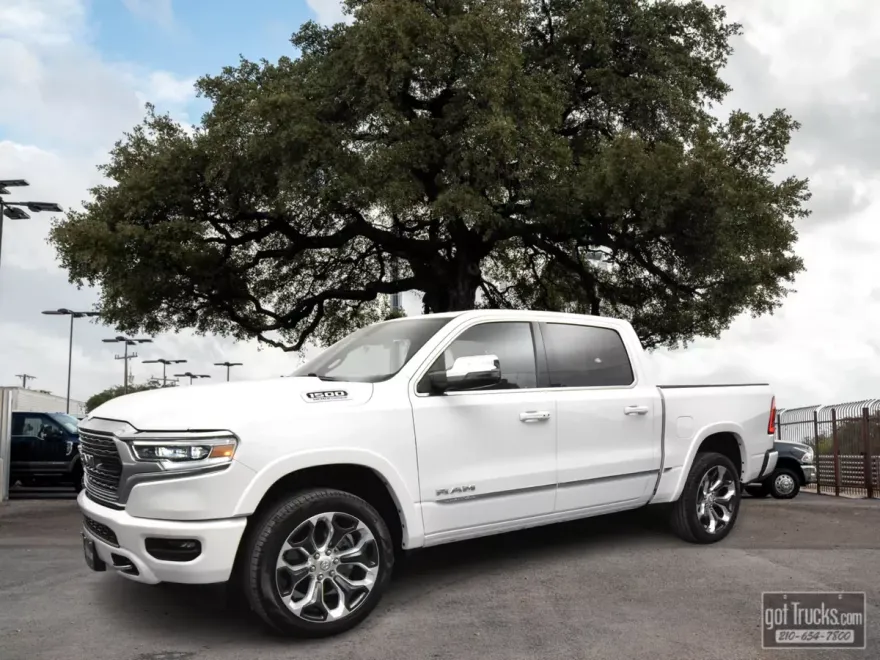 2024 Ram 1500 Limited photo 1