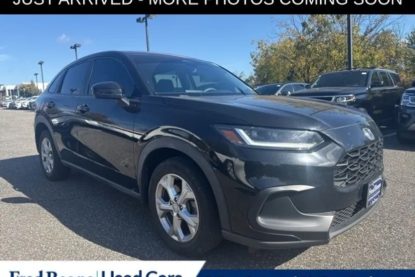 2023 Honda HR-V LX photo 1