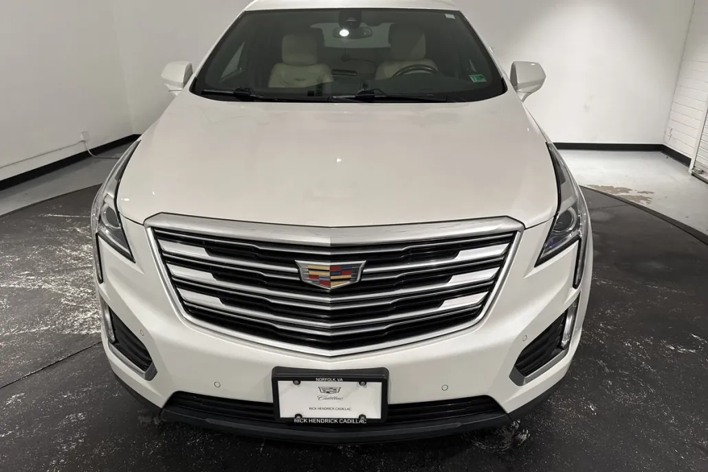 2018 Cadillac XT5 Luxury photo 1