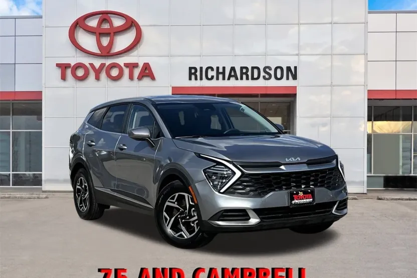 2024 Kia Sportage LX photo 1