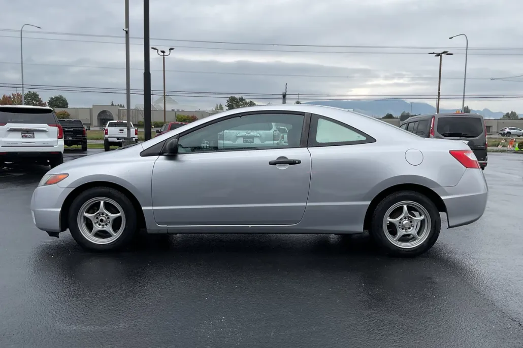 2007 Honda Civic DX photo 1