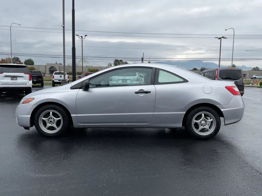 2007 Honda Civic DX photo 1