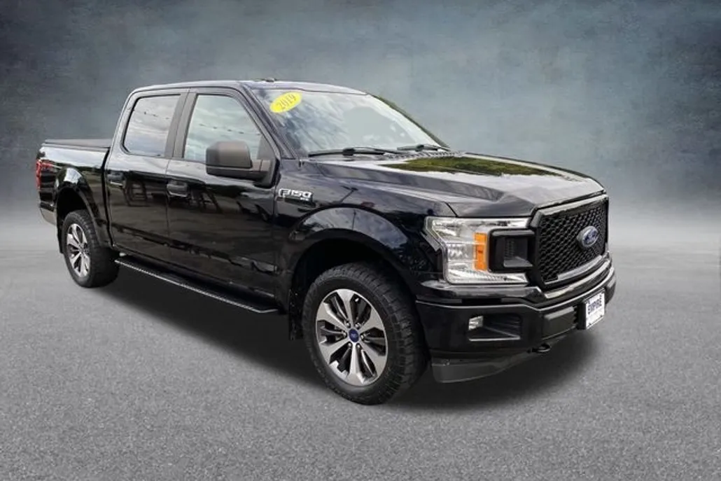 2019 Ford F-150 XL photo 1