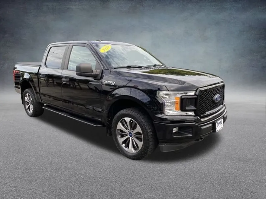 2019 Ford F-150 XL photo 1