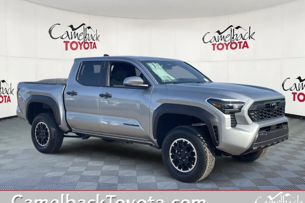 2025 Toyota Tacoma TRD photo 1