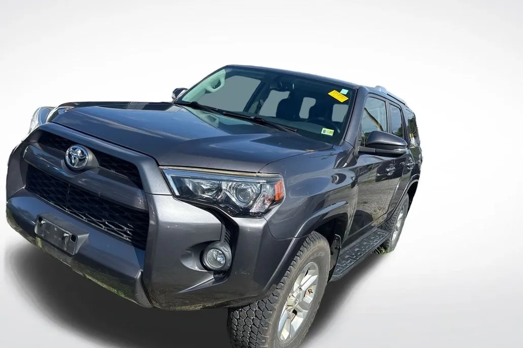 2017 Toyota 4Runner SR5 Premium photo 1