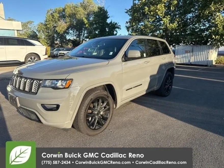 2020 Jeep Grand Cherokee Altitude photo 1